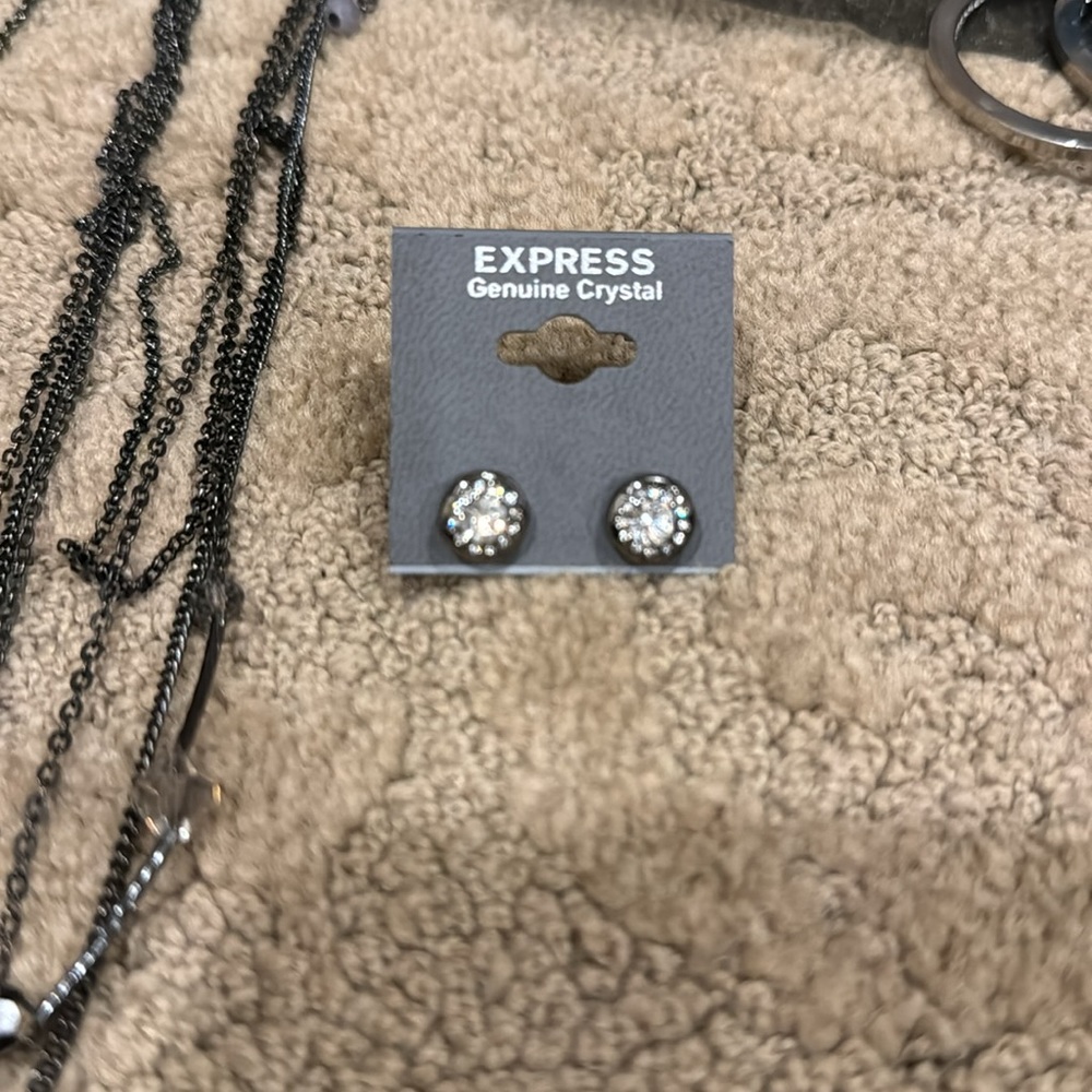Express jewelry bundle - Picture 3 of 5